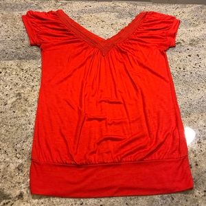 Soprano Super Cute S/S V-Neck Orange Top - MED